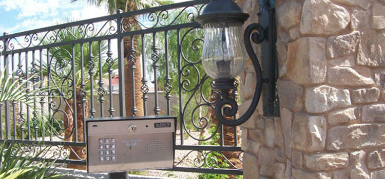 Doorking Outdoor Gate Access Control Brea